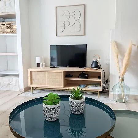 Apartamento Thermes Et Cinema - T1 Bis Sur *