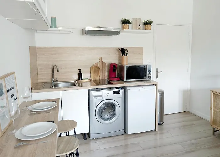 Thermes Et Cinema - T1 Bis Sur * Royat