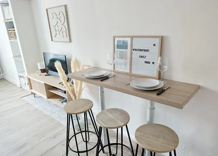 Thermes Et Cinema - T1 Bis Sur Royat